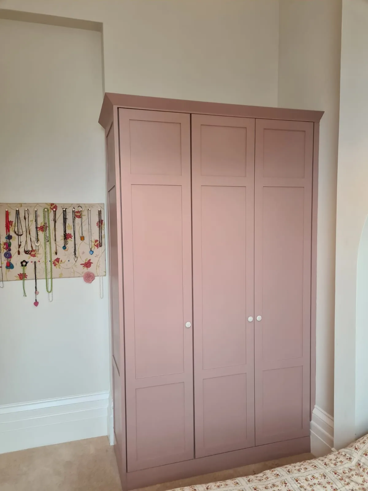 Fitted Wardrobes & Storage