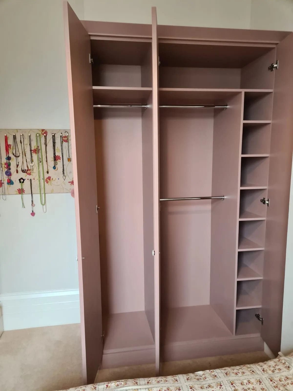 Fitted Wardrobes for a Cheltenham Bedroom